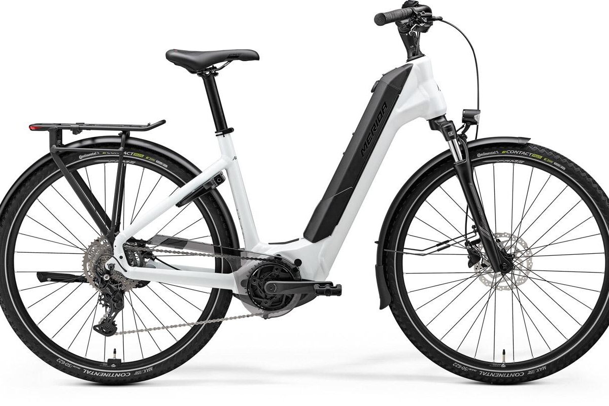 Merida25 Merida eFLOAT CITY 400 EQ Pearl White-Gunmetal Grey