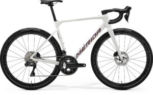 Merida SCULTURA 8000 MATT WHITE(RAINBOW PURPLE)
